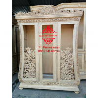 Almari Kaca Hias Biola Karya Jepara