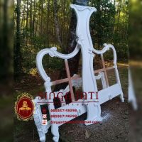 Tempat Tidur Racoco Minimalis Mewah Warna Putih
