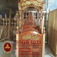 Mimbar Masjid Kubah Model Pintu Samping Murah Ukiran Kaligrafi