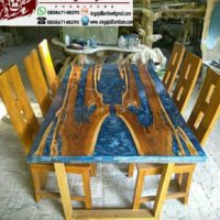 Jual Meja Makan Resin Kayu Tremesi Solid